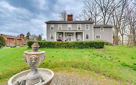 Lakefront Cayuga Retreat With Private Deck And Hot Tub